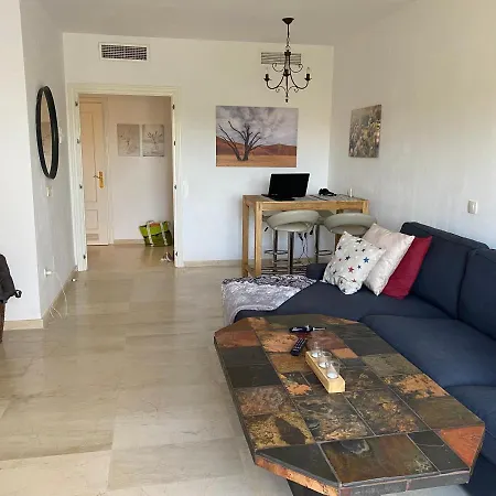 Lägenhet Casares Real Estepona
